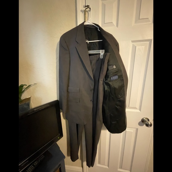 🐎 Ralph Lauren suit!